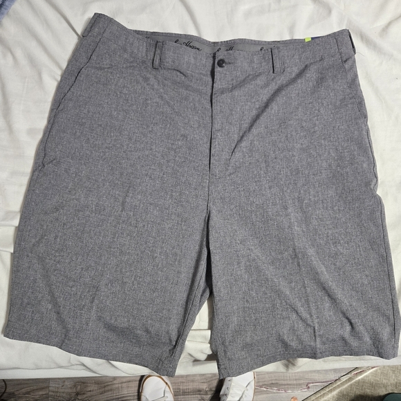 Ben Hogan Men's & Big Men's Stretch Golf Shorts with Active Waistband Gray Sz 44 - Picture 2 of 7